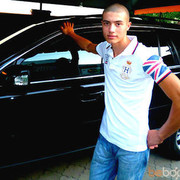  ,   Marian, 32 ,  