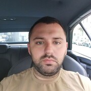  Cesano Boscone,  , 36