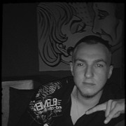  ,  Erik, 28