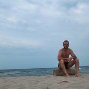 -,   , 44 ,  