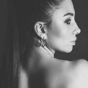  ,   Wiktoria, 23 ,   ,   