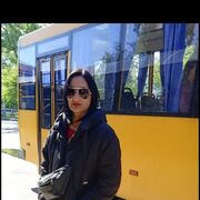  ,  Milla, 42