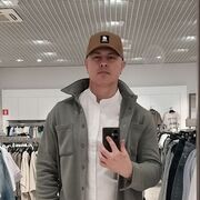  ,  Andrey, 40