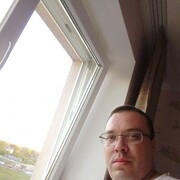  ,   Pol Finch, 38 ,   ,   