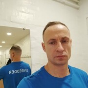  ,  Anton, 43