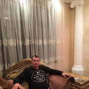  ,   Maks, 49 ,   , 