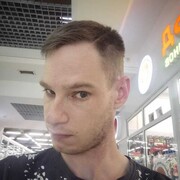  ,  Sergey, 32