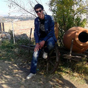  ,   Goga, 32 ,   