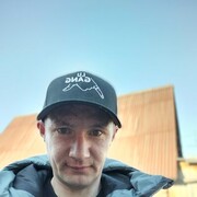  -,  Oleg, 37