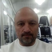  ,   Gagik, 48 ,   ,   