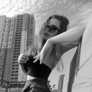  ,   Vikulya, 25 ,   ,   , c , 