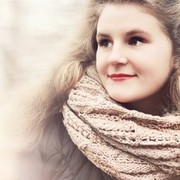  ,  Irina, 28