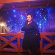  ,  Elena, 26