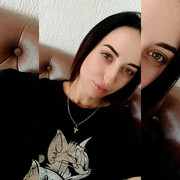  ,  Dasha, 23
