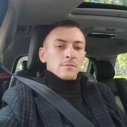  ,  Oleksandr, 32
