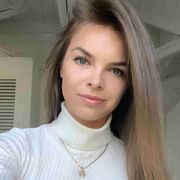 ,  Ana, 22