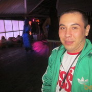  ,   Artur, 40 ,   