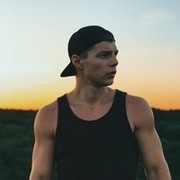  ,  Vlad, 30