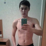  ,  Damir, 28