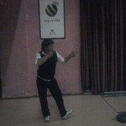  ,   Axa, 32 ,   