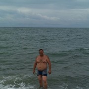  ,   Aro, 42 ,   ,   , c 