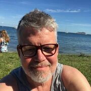  Esenyurt,   Mike, 62 ,   ,   