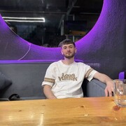  ,  Aziz, 23