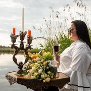  ,   Kristina, 29 ,   c 