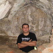  ,   Malxaz, 48 ,   ,   , c 