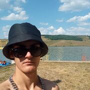  ,   Rinat, 21 ,   ,   , c , 