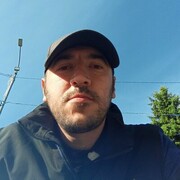 ,  Alex, 37