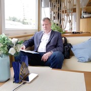  ,   Edvard, 54 ,   