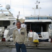  ,   Feliks, 72 ,   