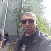  ,   Hakan, 42 ,   ,   