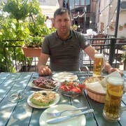  ,   Ahmed, 34 ,   ,   