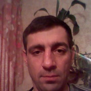  ,  Den, 42
