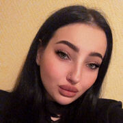  ,  Viktoria, 25