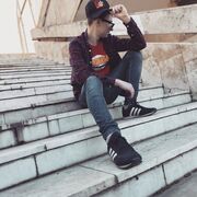  ,   Alex, 31 ,   