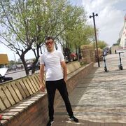  ,  Davit, 38