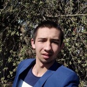   ,  Viktor, 22