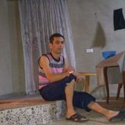  ,   Lekso, 48 ,  