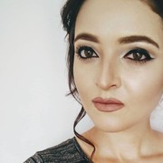  ,   Anna, 39 ,  