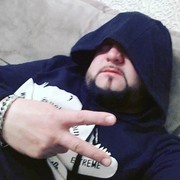  ,   Ruslan, 40 ,   ,   , c 
