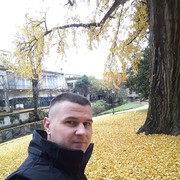  Milan,   Oleg, 40 ,   ,   , c 