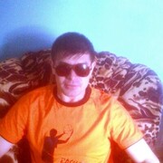  ,  Farruhbek, 40