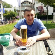  ,  Max, 35