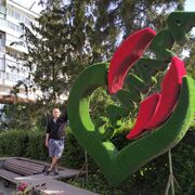  ,   Ruslan, 37 ,   ,   , c 