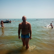  ,   Maks, 37 ,   ,   , c 