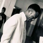 ���������� ������������, ���� ������� Emmanuel, 27 ���, ������������ ��� ������, ����� � ���������