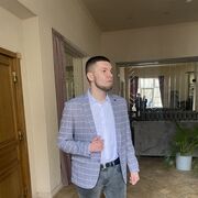   ,  Aleks, 29